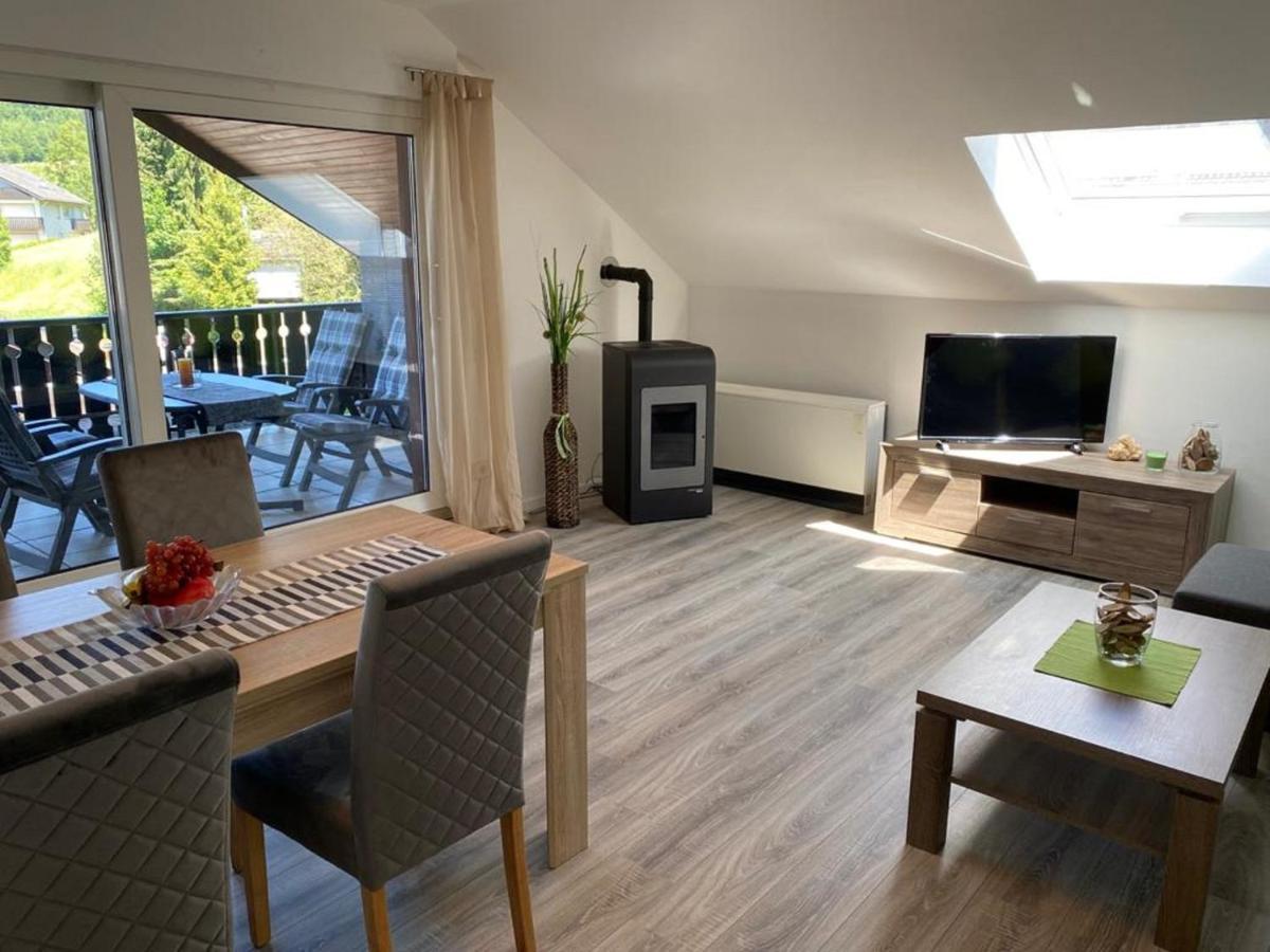Ferienwohnung Frieda Mit Ueberdachtem Balkon Winterberg Eksteriør bilde